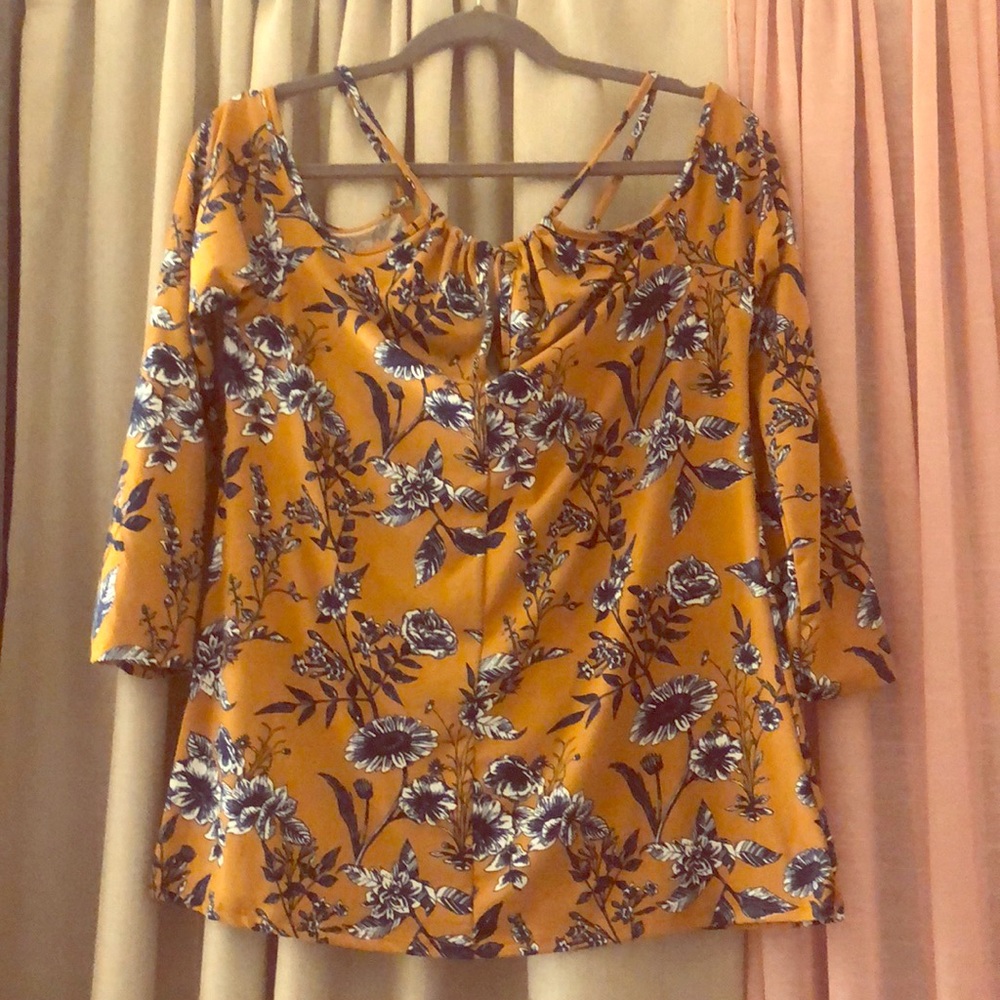 Floral shirt w/ peek a boo shoulders